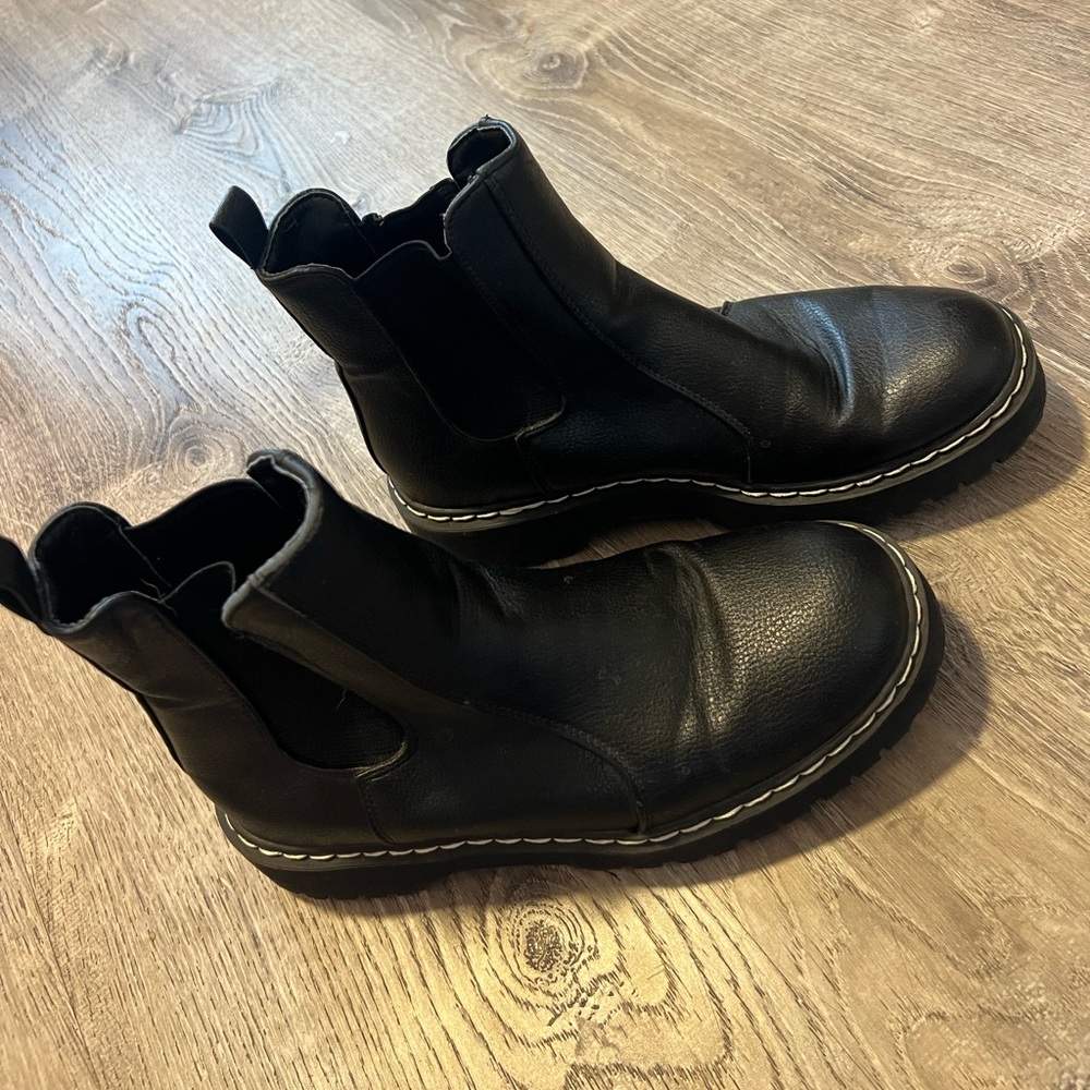 sincerely jules - black platform hippie chelsea boots